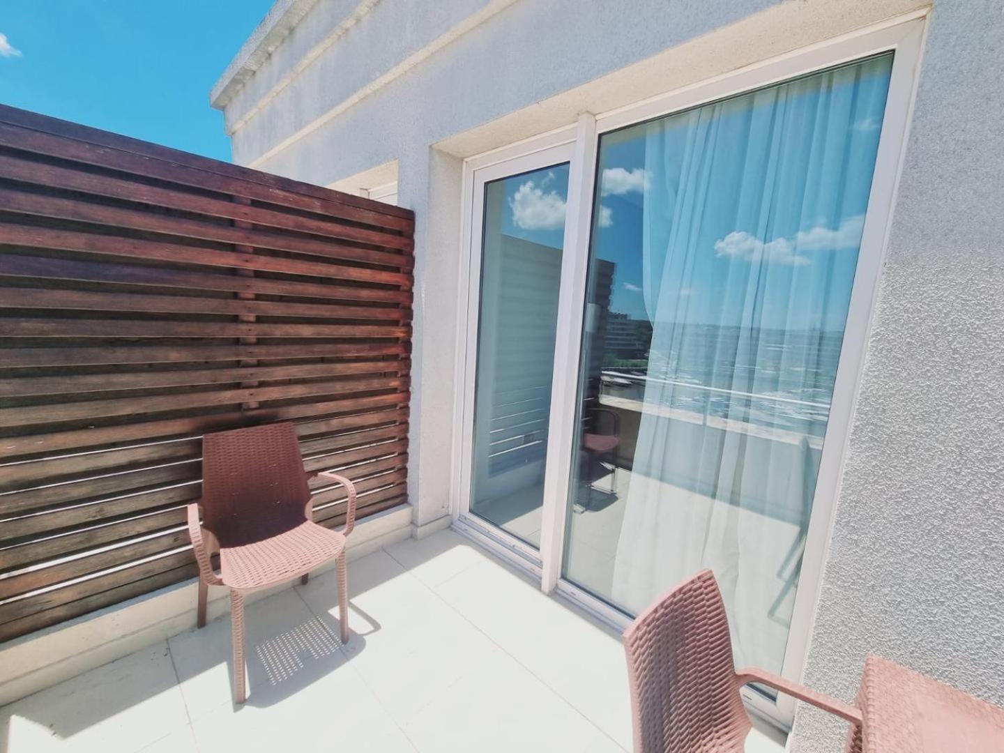 Condominios de Bahia Grande Nordelta
