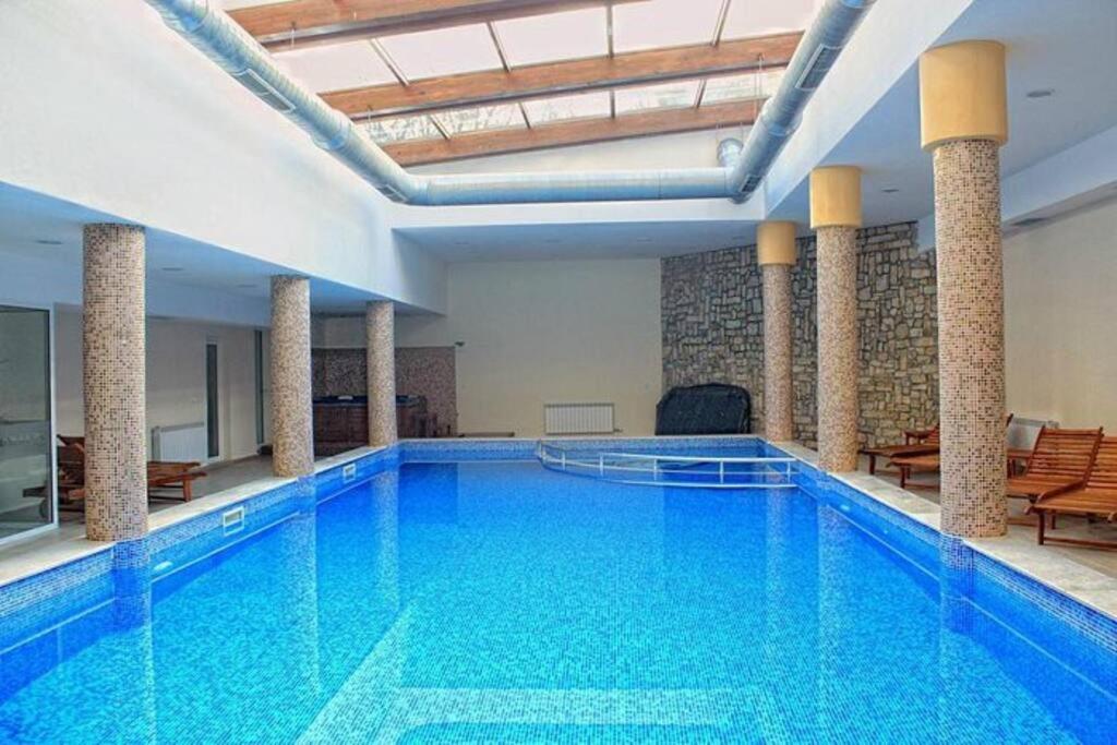 650m Ski in&out - Studio - FREE SPA and Parking