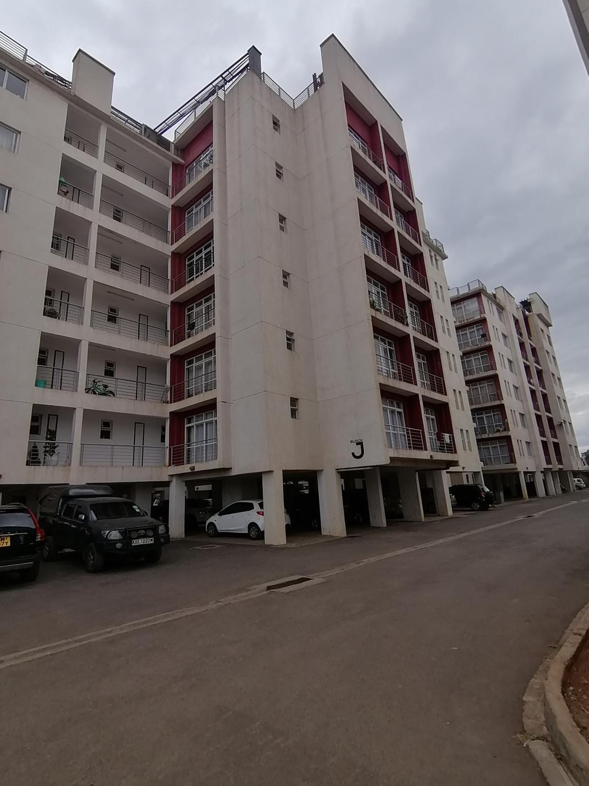 Classy Studio Apartment racecourse Gardens