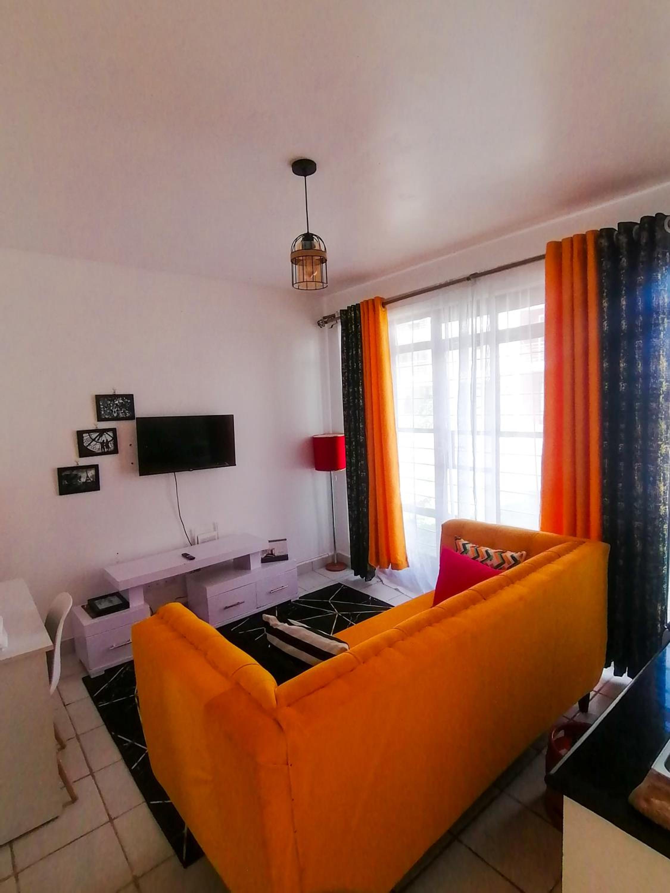 Classy Studio Apartment racecourse Gardens