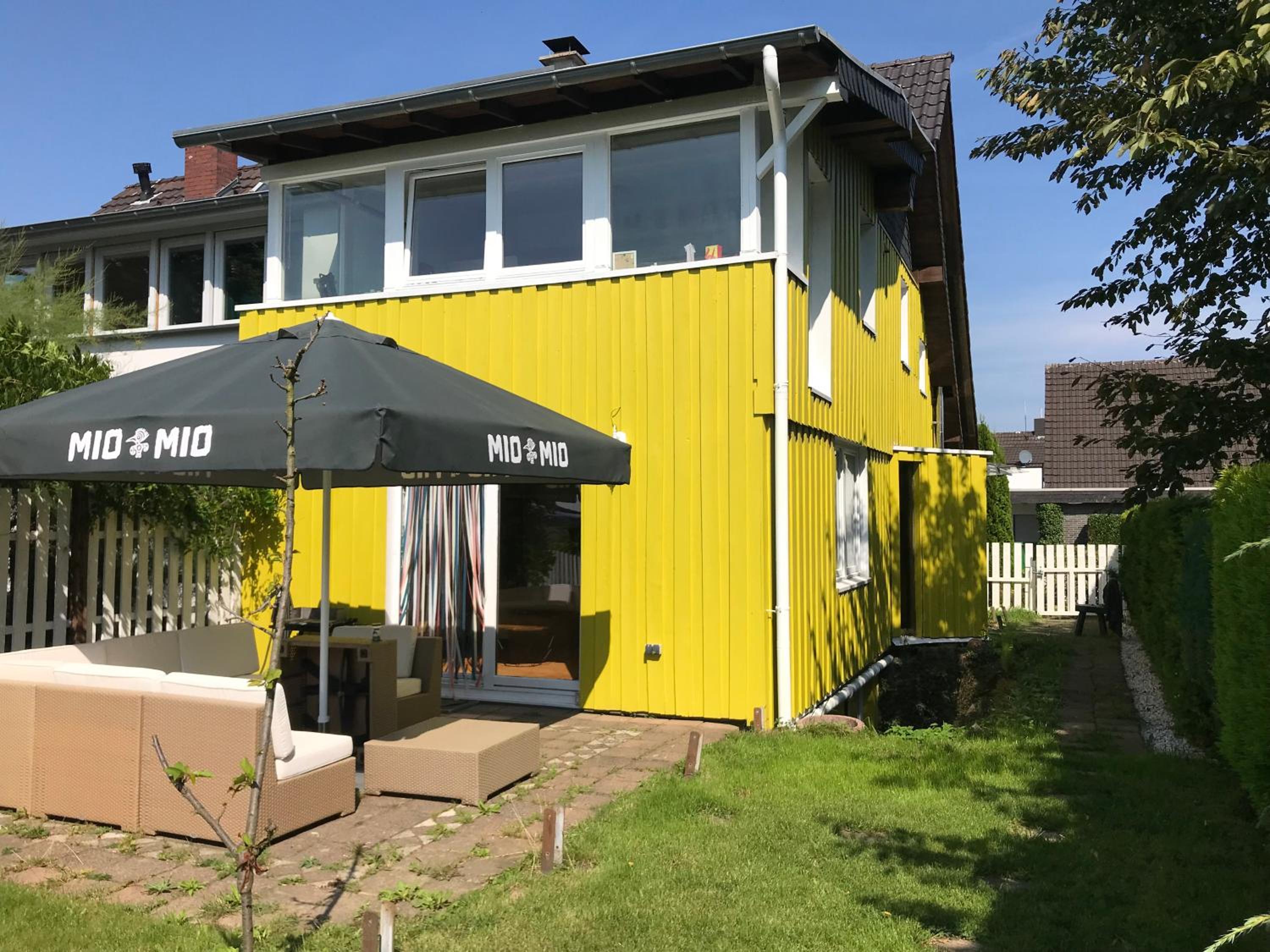 Ganzes Haus mit 5 Zimmern und bis 9 Personen - nur 20 Minuten nach Köln!