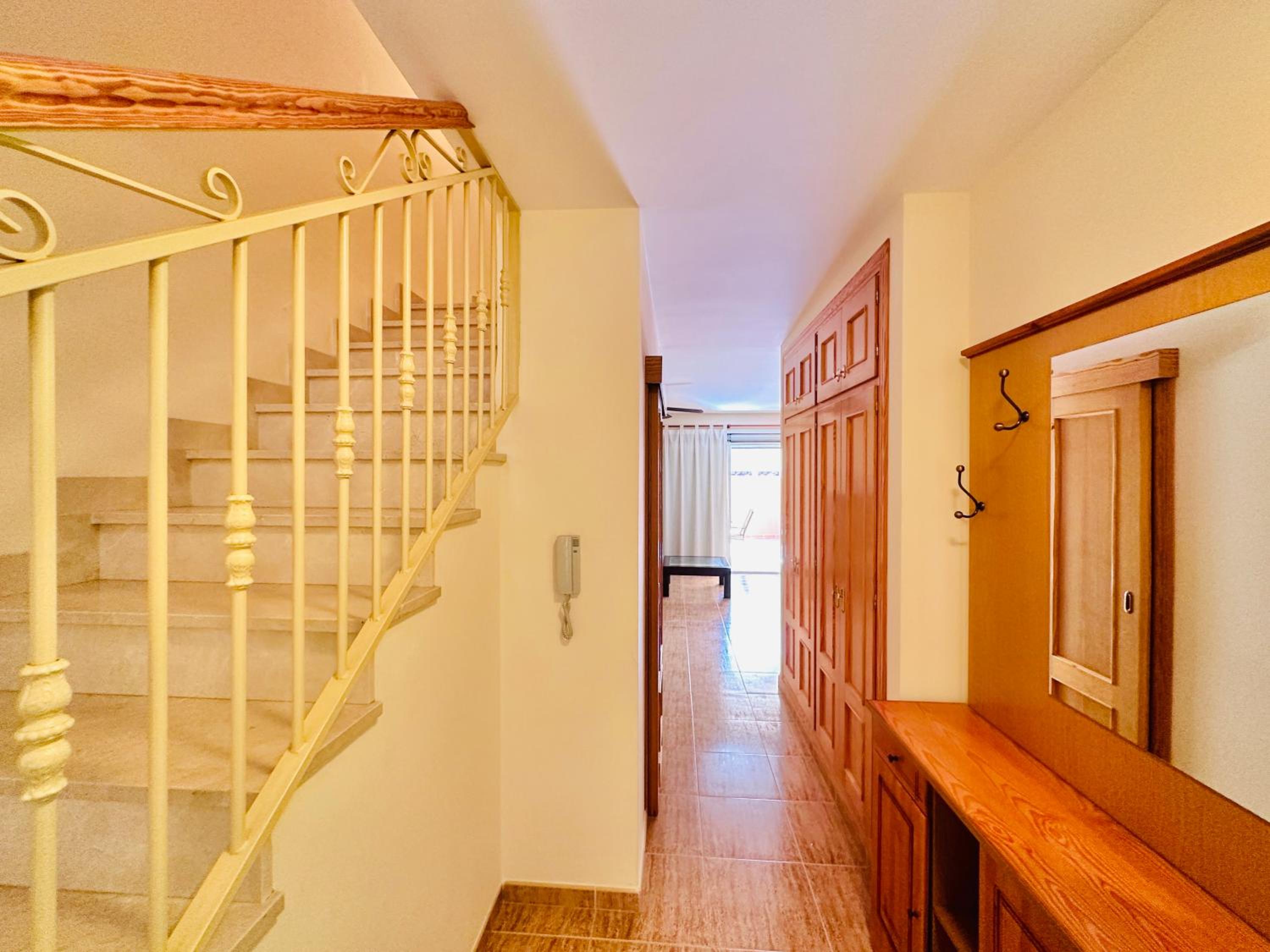 Cozy Dúplex 3 Habitaciones 2 baños con Piscina y pistas deportivas a Metros del Golf en La Envia view 5
