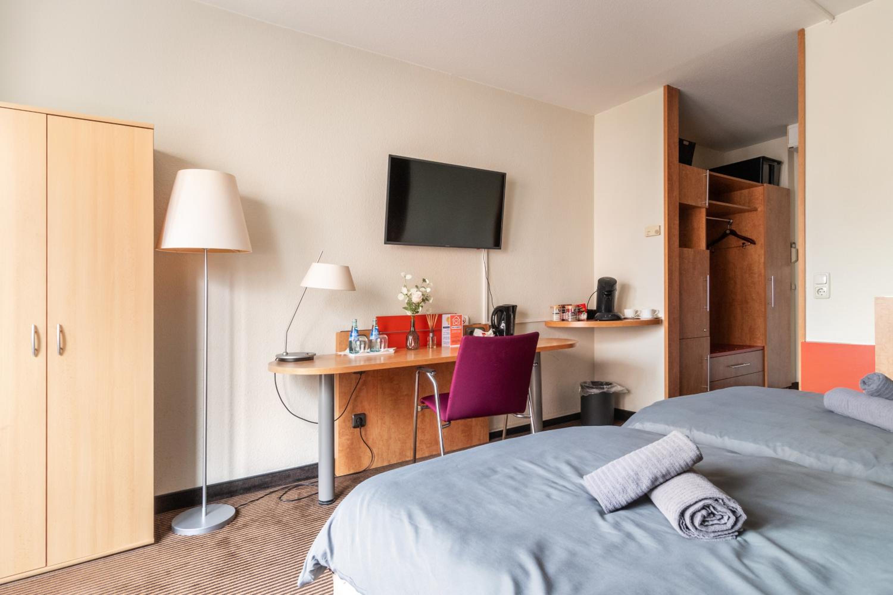 Nähe Frankfurt Messe mit Netflix und Balkon