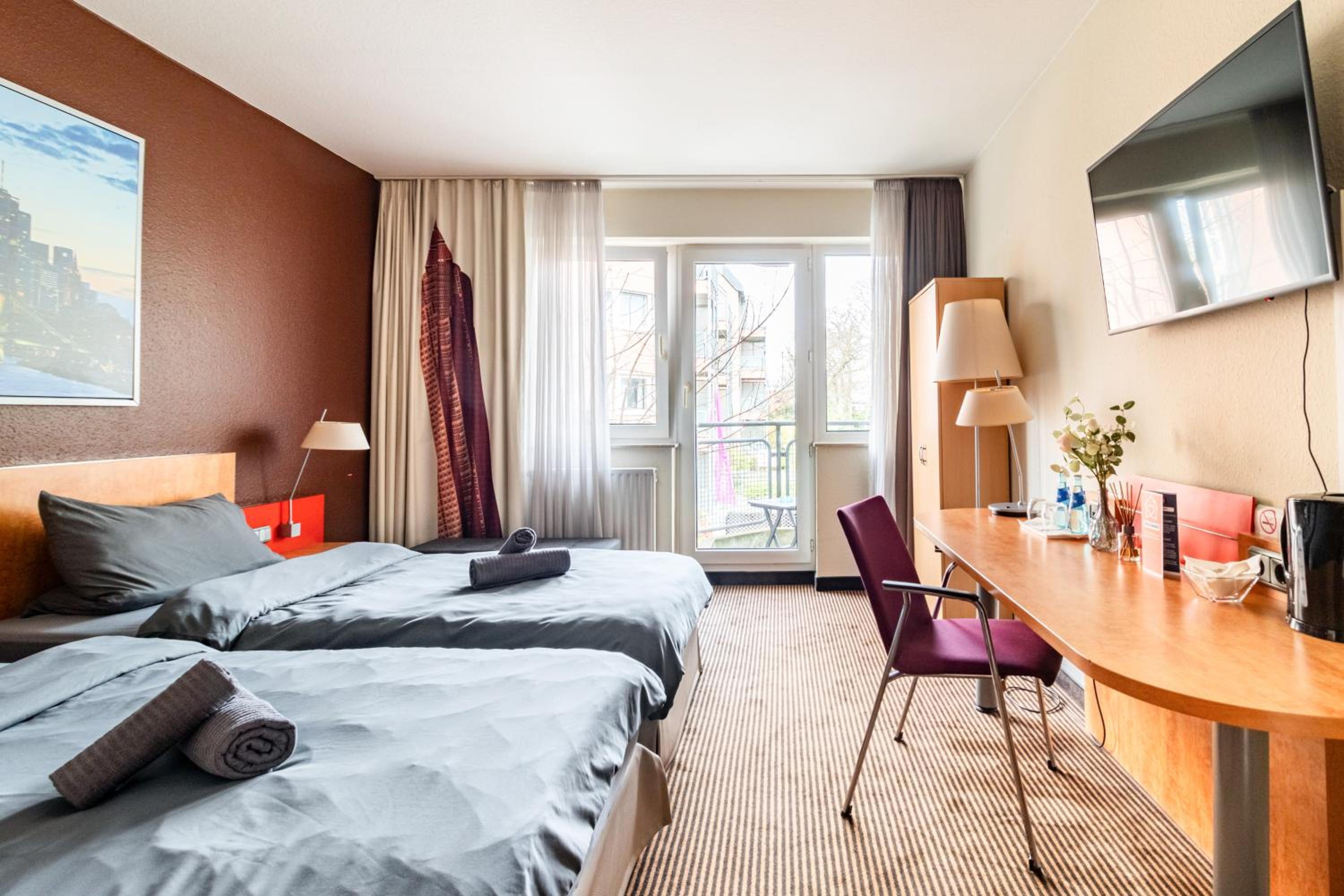Nähe Frankfurt Messe mit Netflix und Balkon