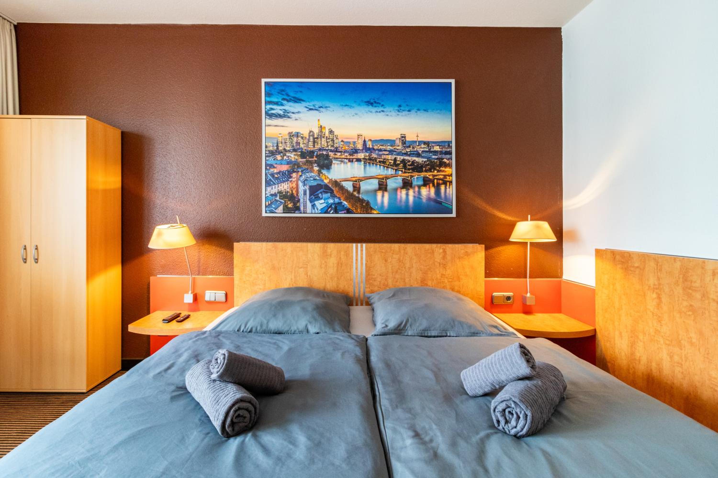 Nähe Frankfurt Messe mit Netflix und Balkon