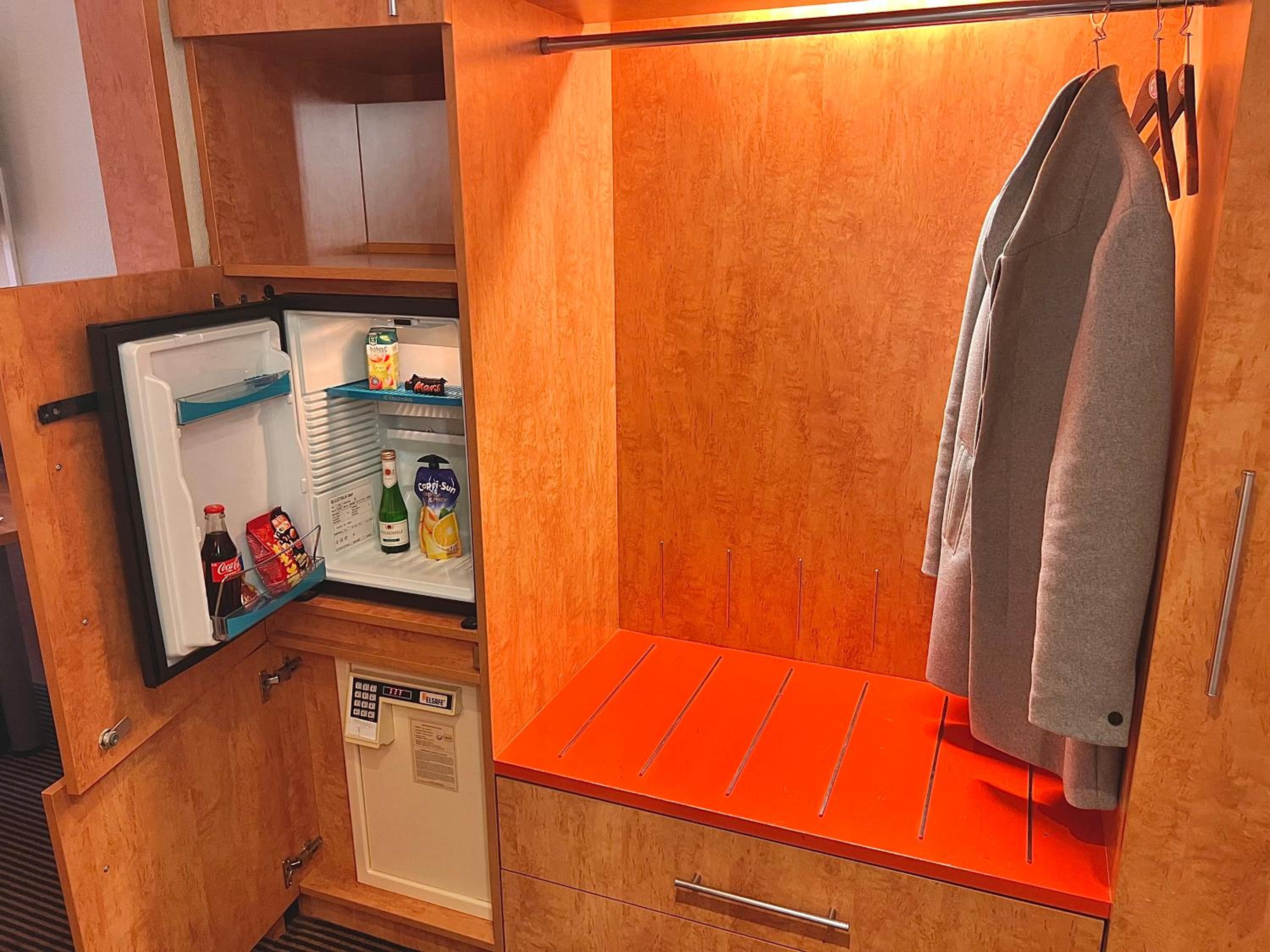 Nähe Frankfurt Messe mit Netflix und Balkon