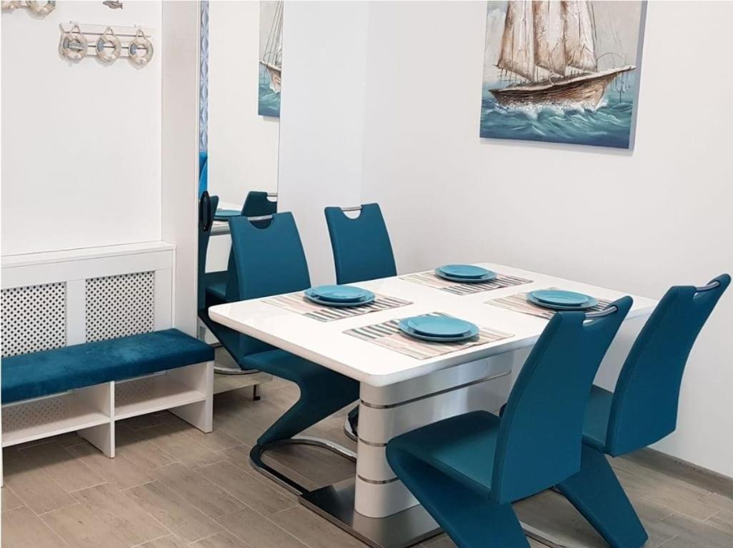 Alezzi Seaside D