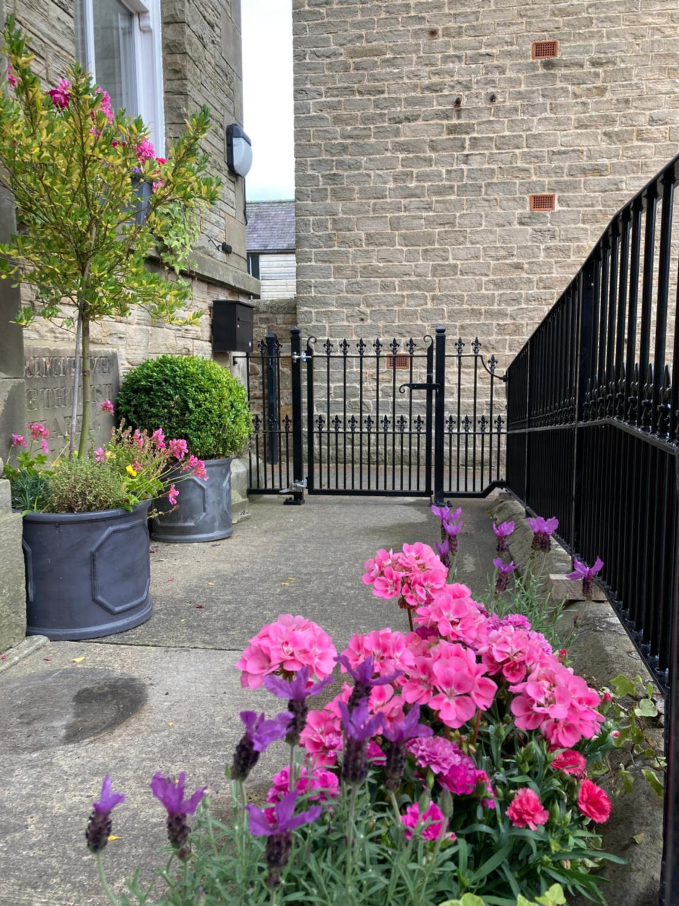East View House Stylish Dog-Friendly Converted Chapel in Middleton in Teesdale Sleeps 8 view 2