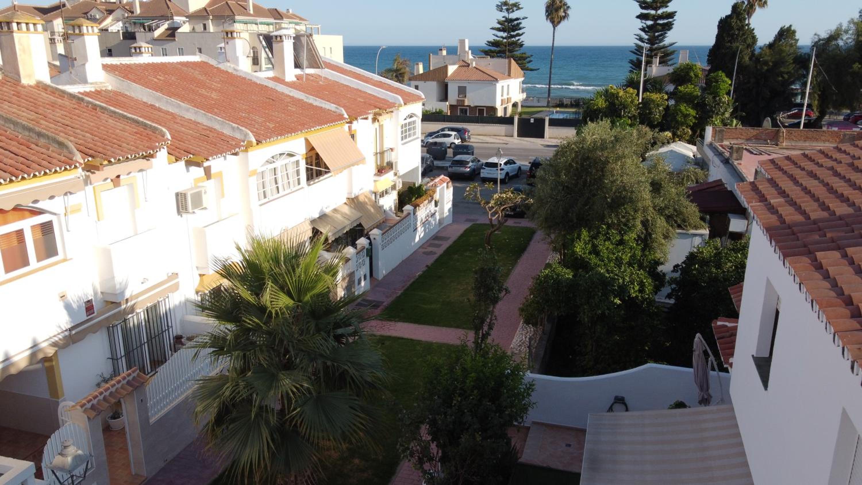 Adosado frente a la Playa view 2