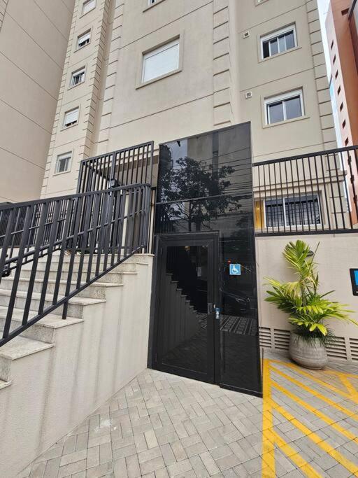 apartamento em prédio de luxo