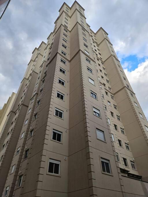 apartamento em prédio de luxo