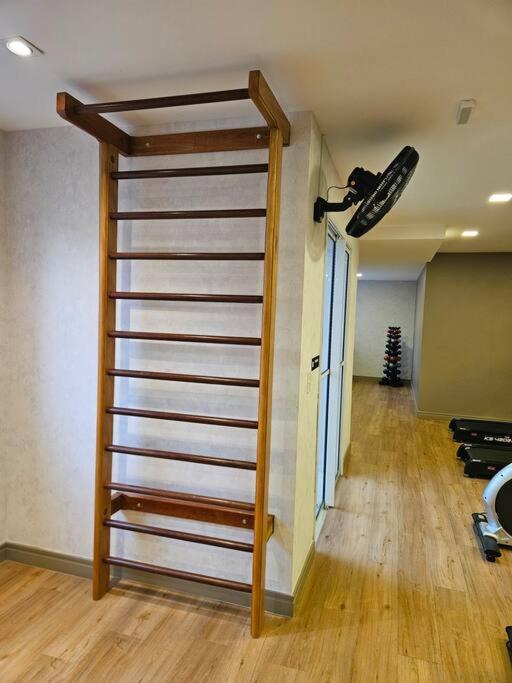 apartamento em prédio de luxo