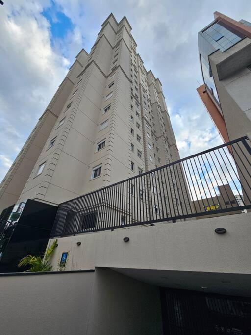 apartamento em prédio de luxo