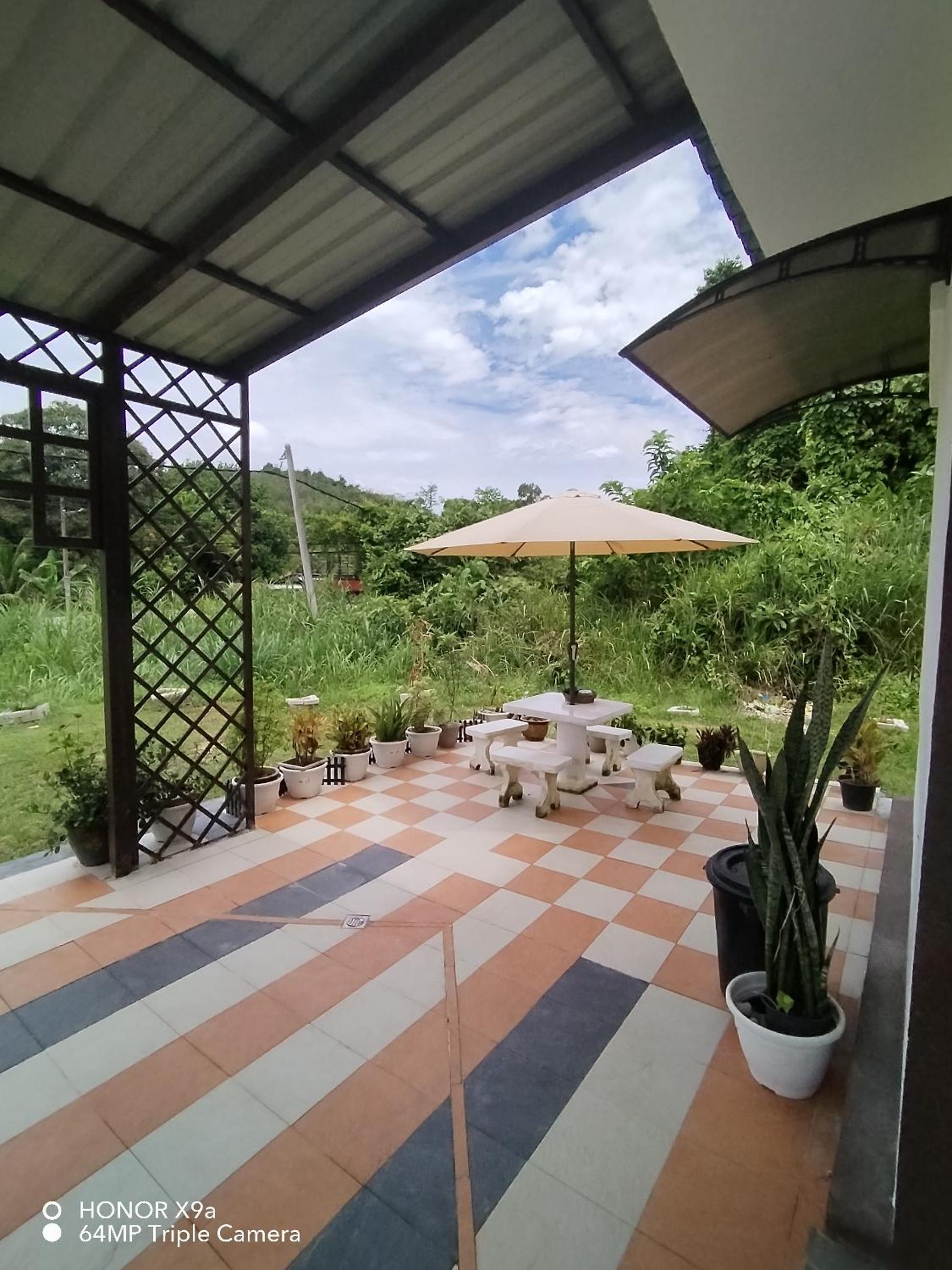 Z&S Gerik Hillview Homestay photo 4
