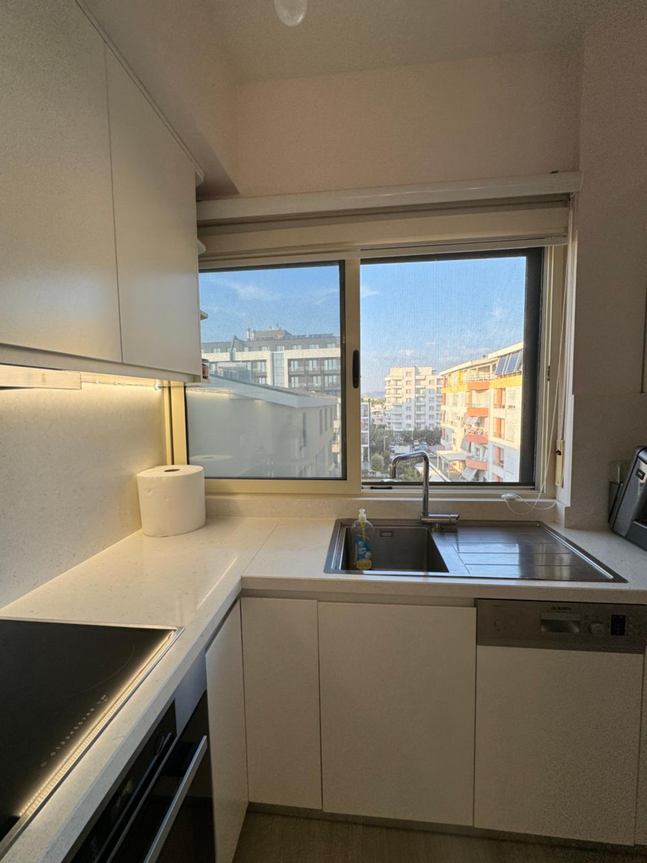 Apartments Qerret Golem beachfront