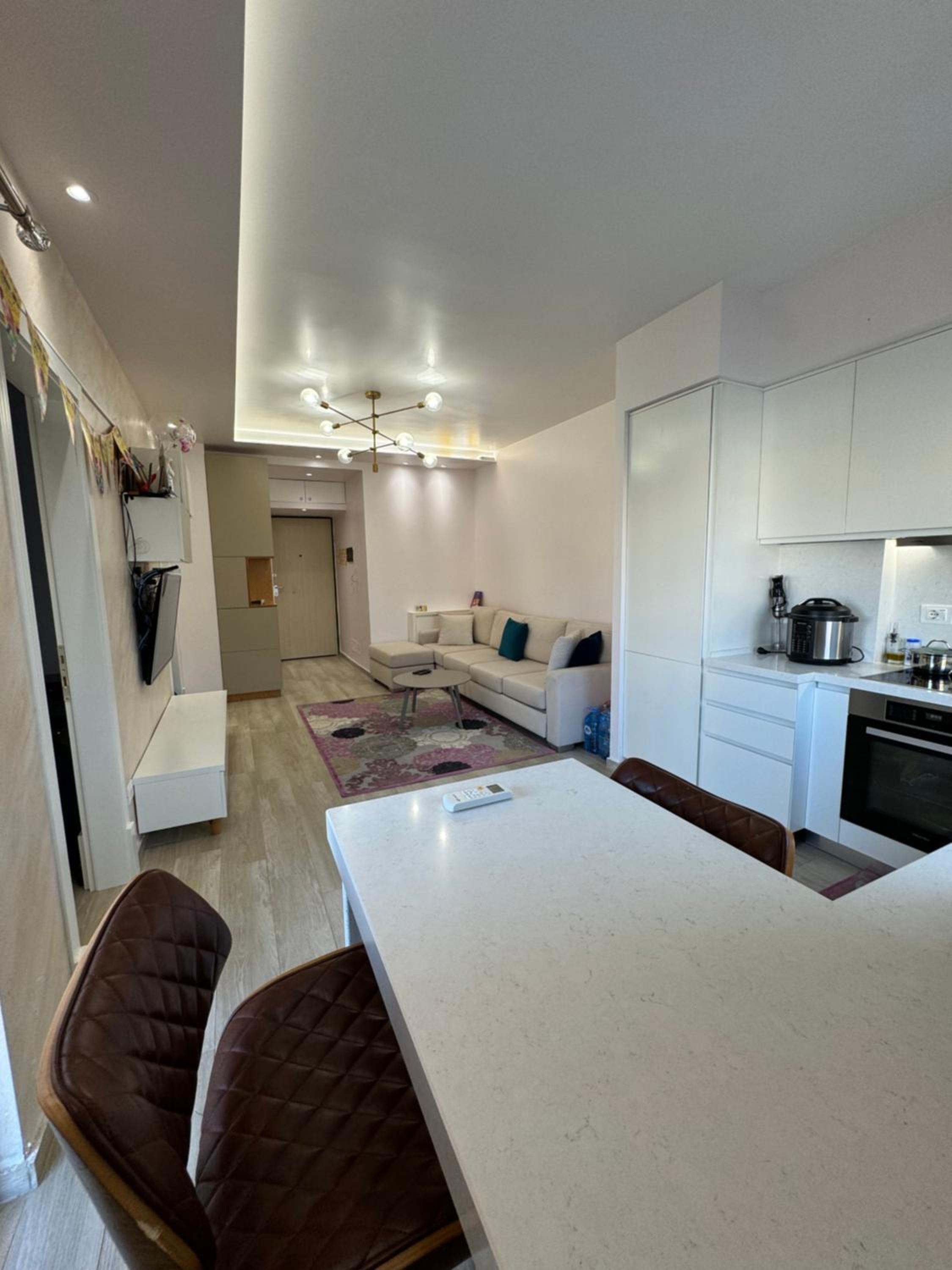 Apartments Qerret Golem beachfront