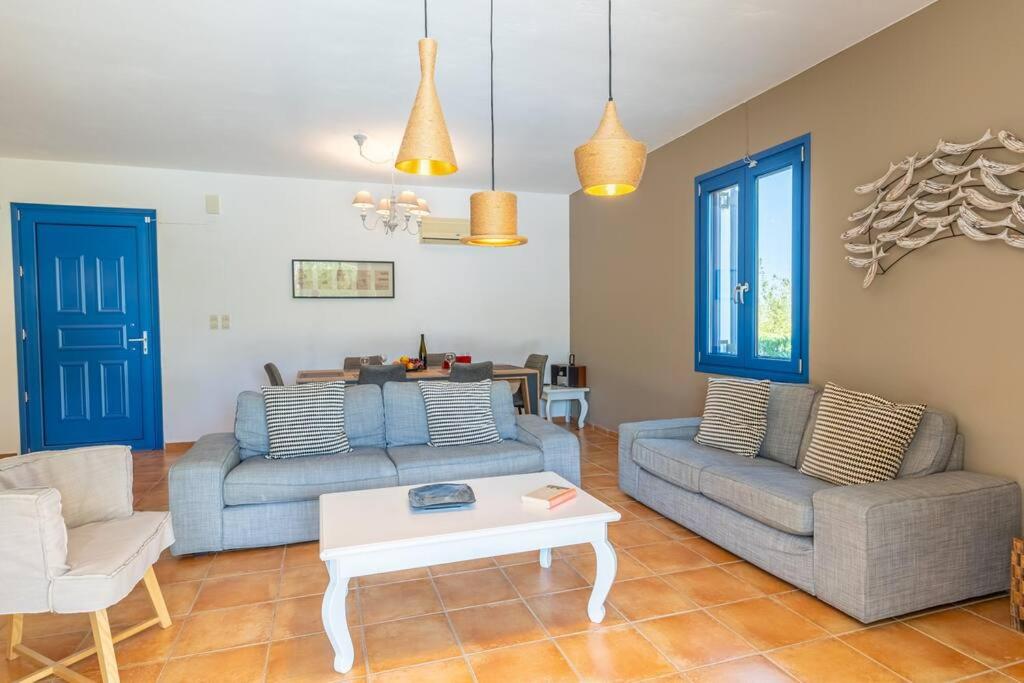 Villa Irini with Heated Pool, By Hellocrete