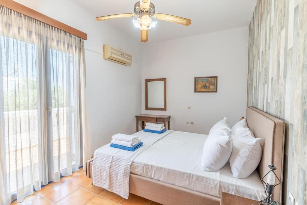 Villa Irini with Heated Pool, By Hellocrete