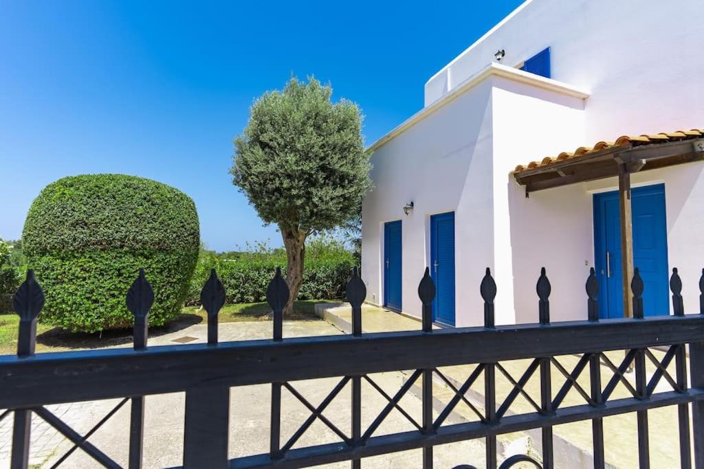 Villa Irini with Heated Pool, By Hellocrete