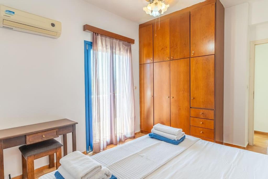 Villa Irini with Heated Pool, By Hellocrete