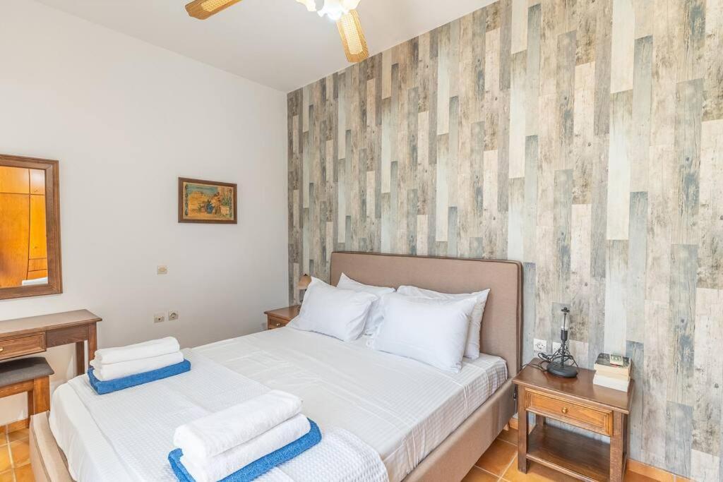 Villa Irini with Heated Pool, By Hellocrete