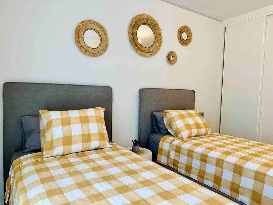 Pepes Suite - Torremolinos Centro - Parking photo 5