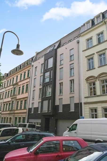 Luxus im Zentrum für 6 Personen, 3 Zimmer, Balkon, WLAN