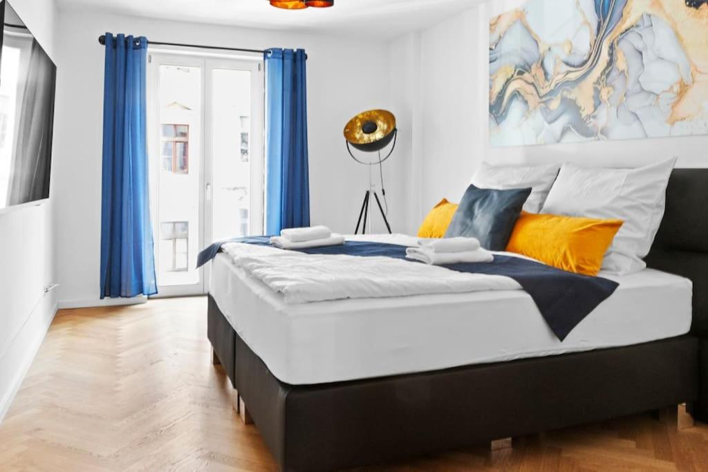 Luxus im Zentrum für 6 Personen, 3 Zimmer, Balkon, WLAN