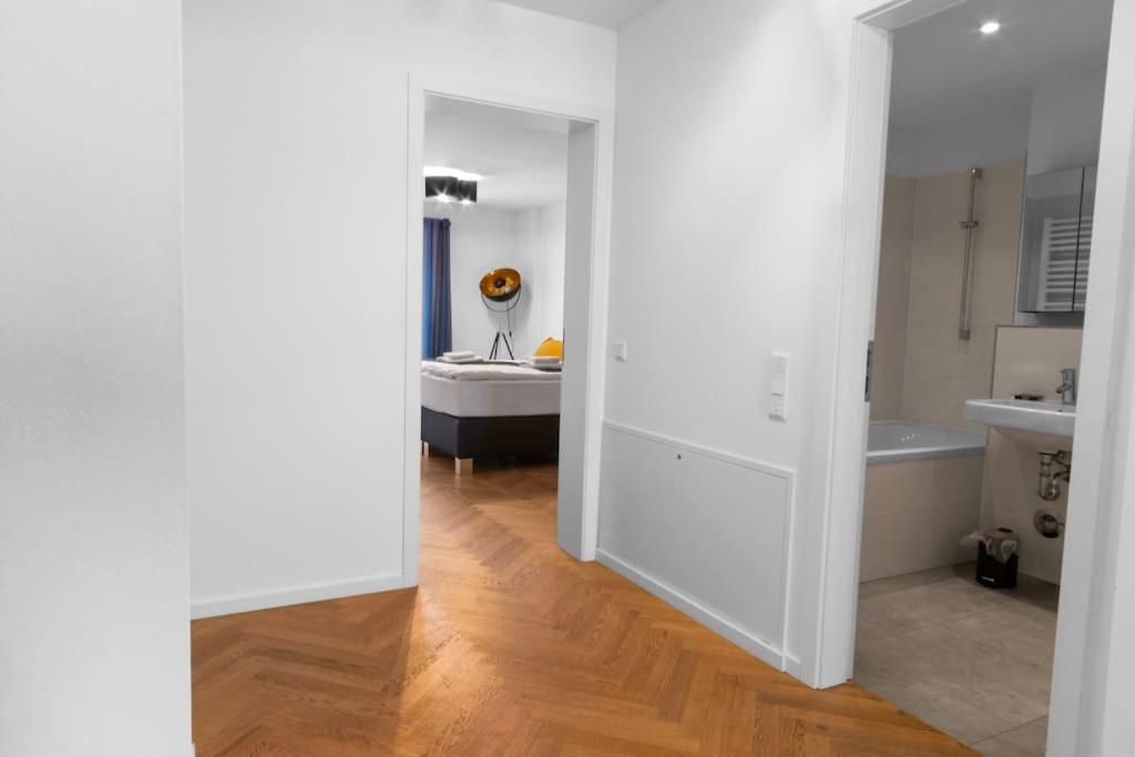Luxus im Zentrum für 6 Personen, 3 Zimmer, Balkon, WLAN