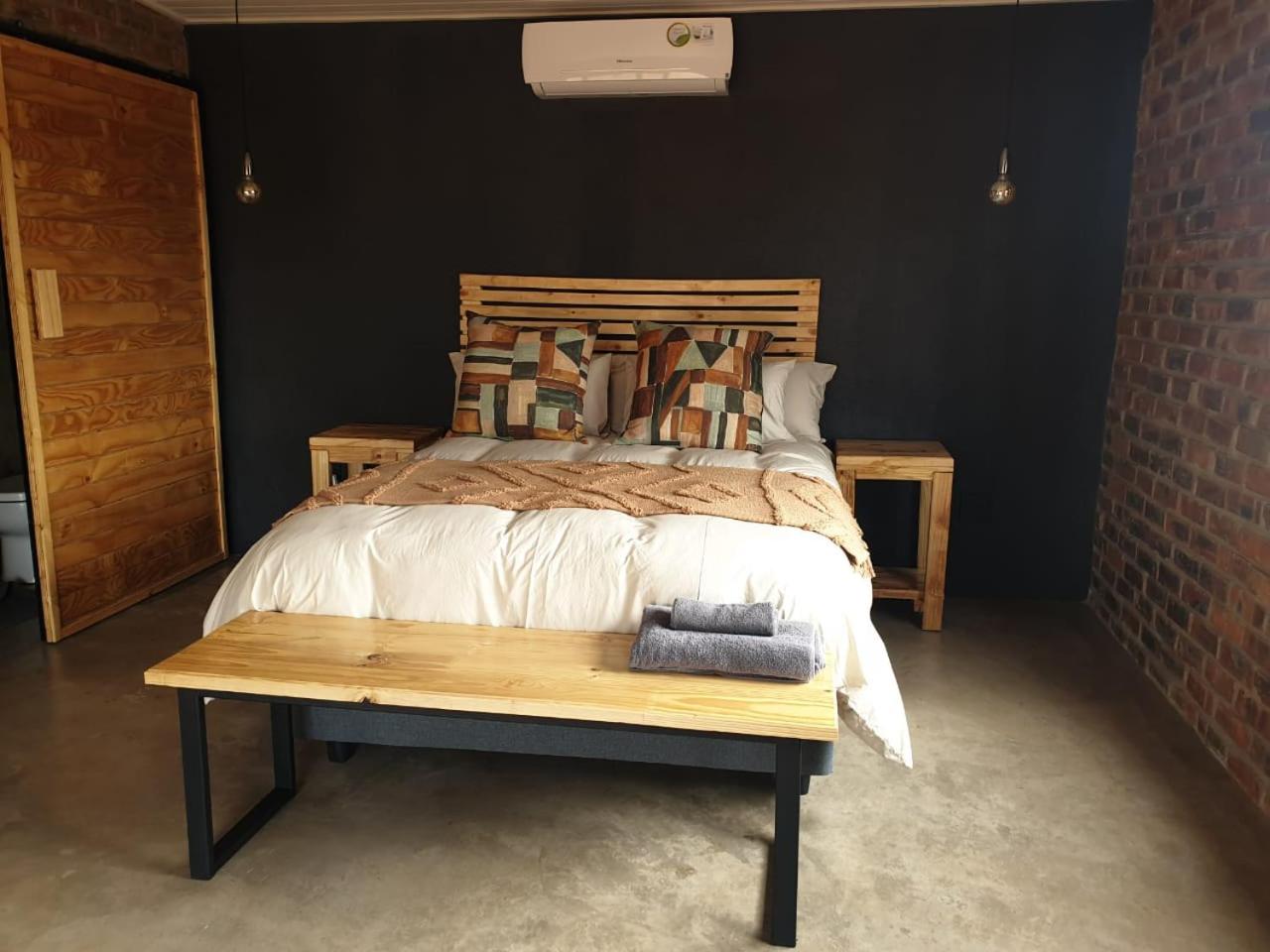 RhinoStay