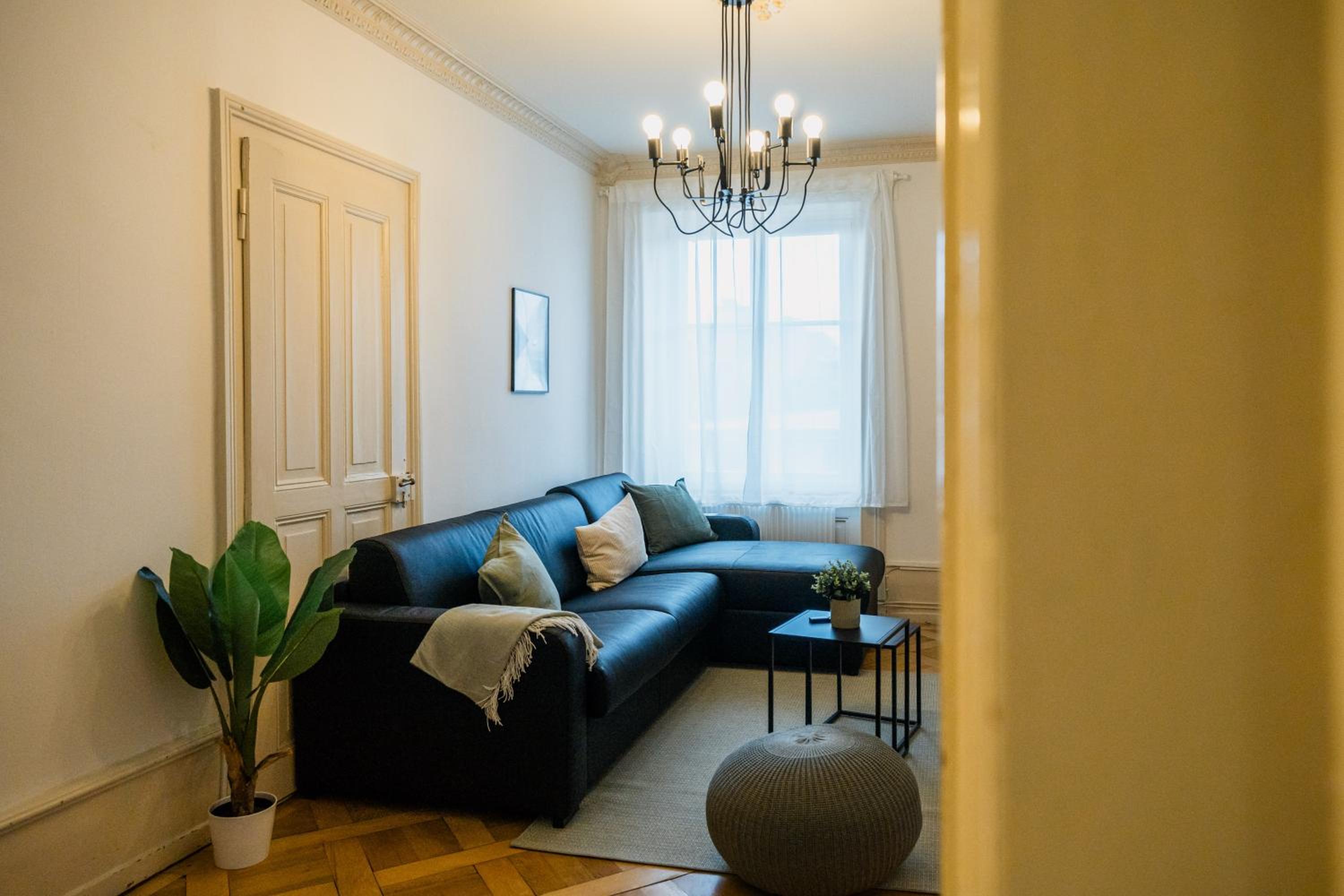 City Apartment with Rooftop Terrace