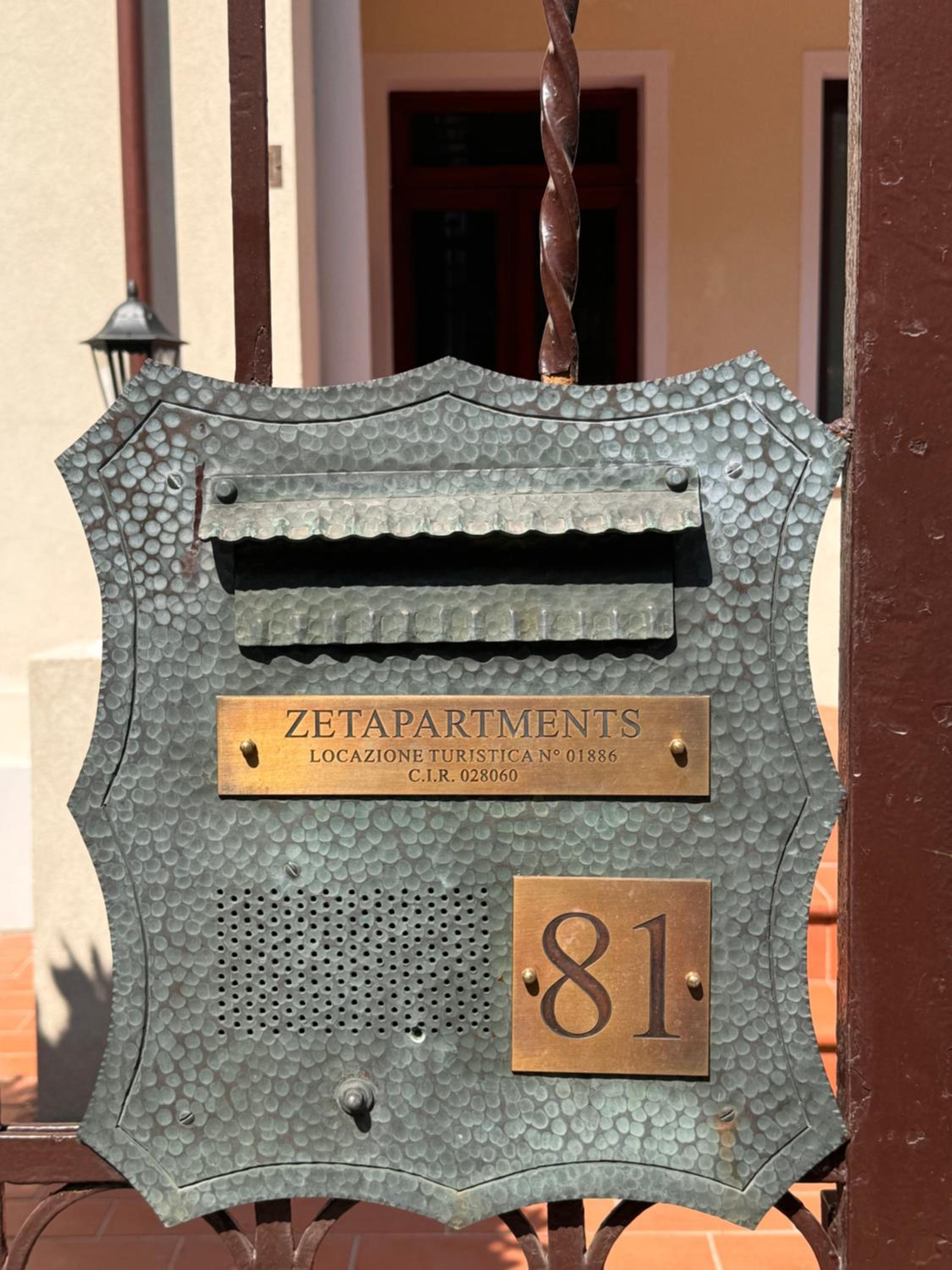 Zeta Apartments