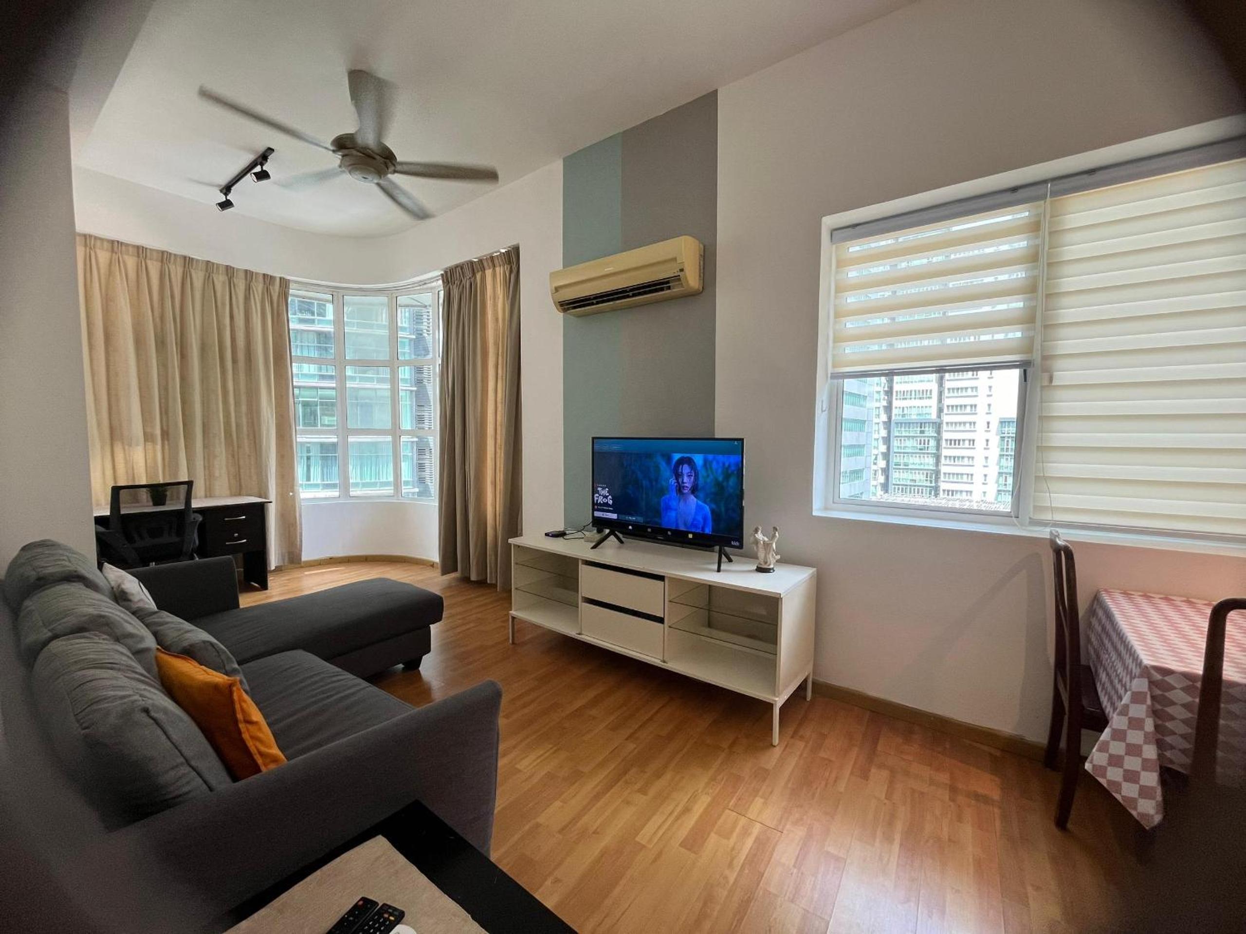 Parkview Service Apartment By Bonjour