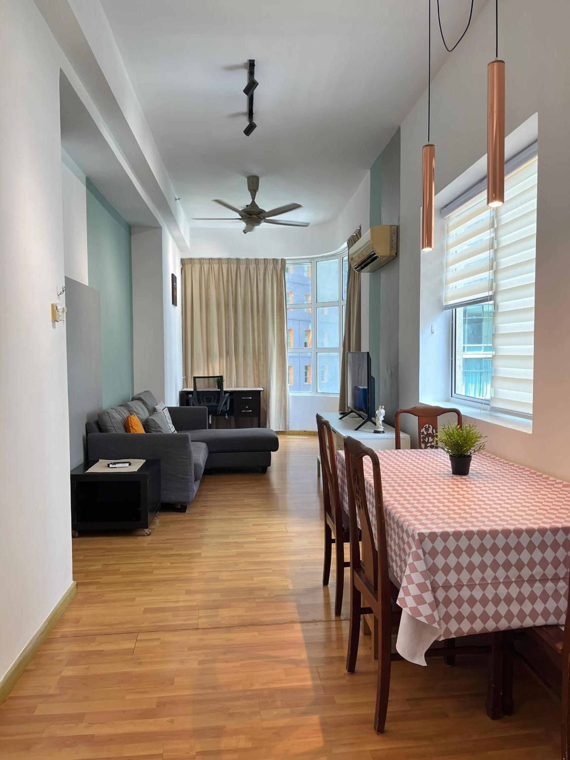 Parkview Service Apartment By Bonjour