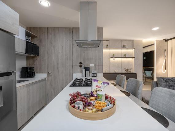 Apto nuevo, elegante y cómodo