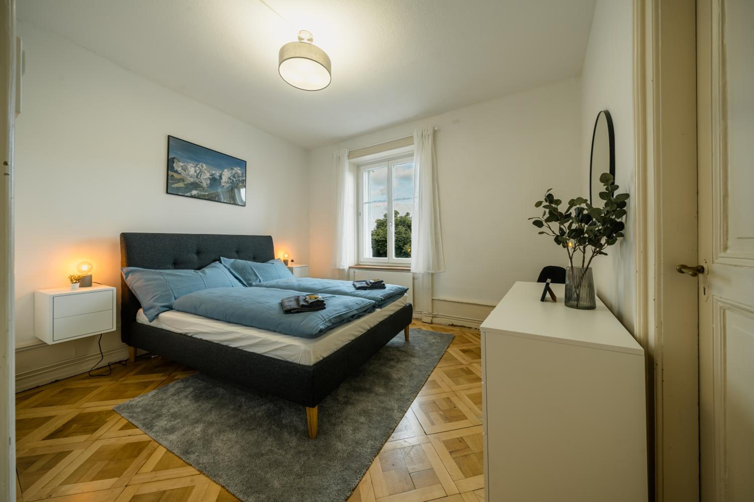 City Apartment with Rooftop Terrace