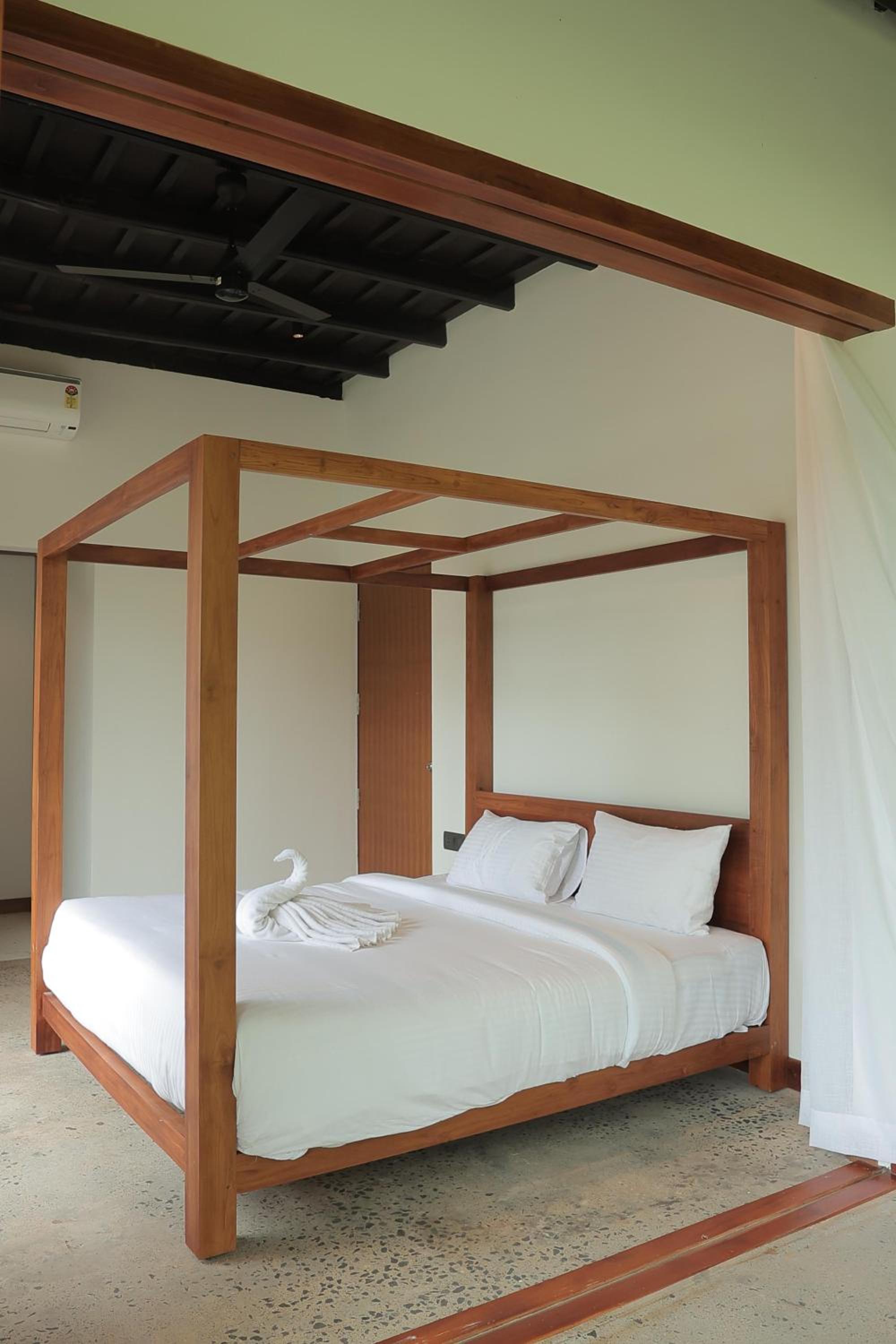 Vazhemadom Homestay