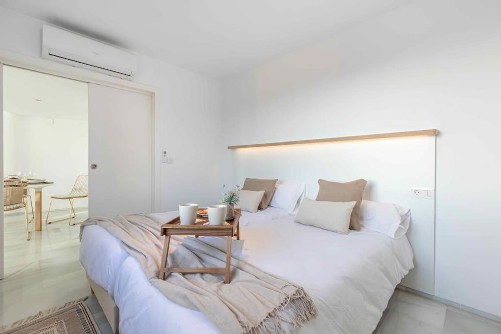 Mywhitewall Realejo