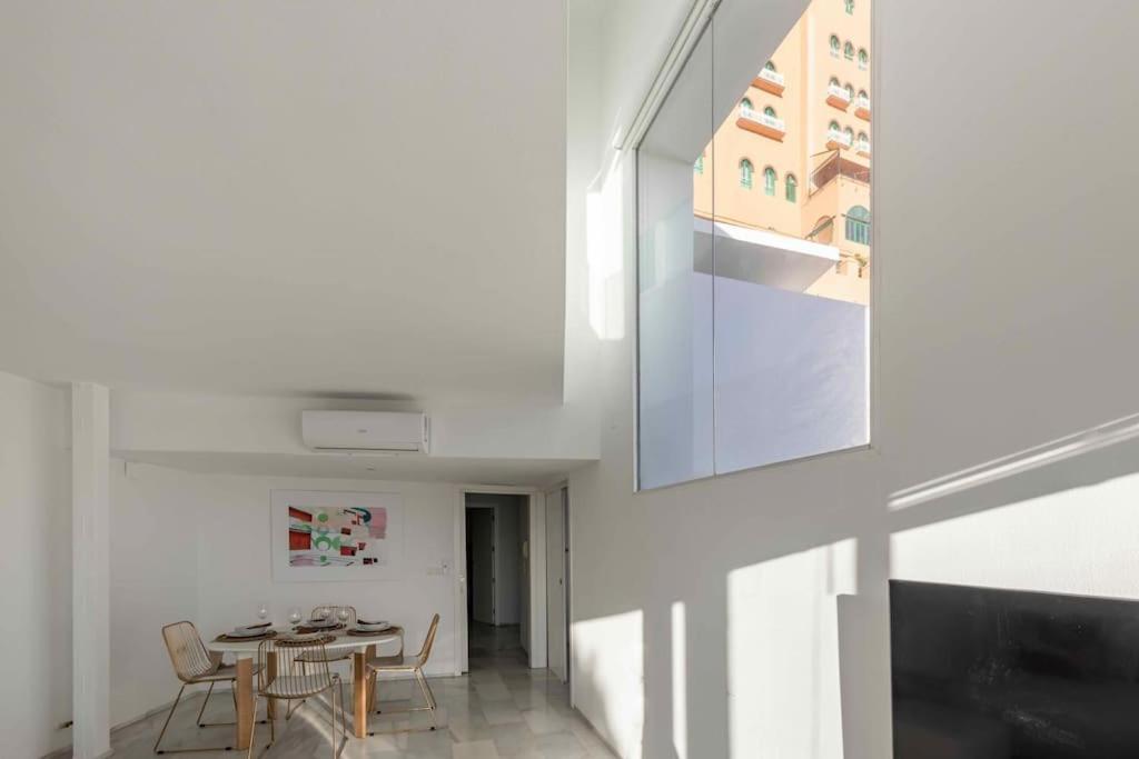 Mywhitewall Realejo