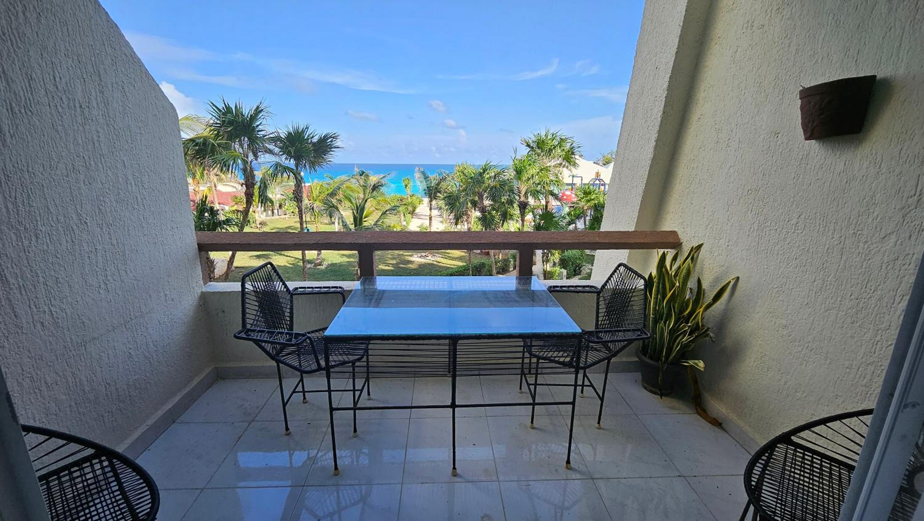Front Beach Studio