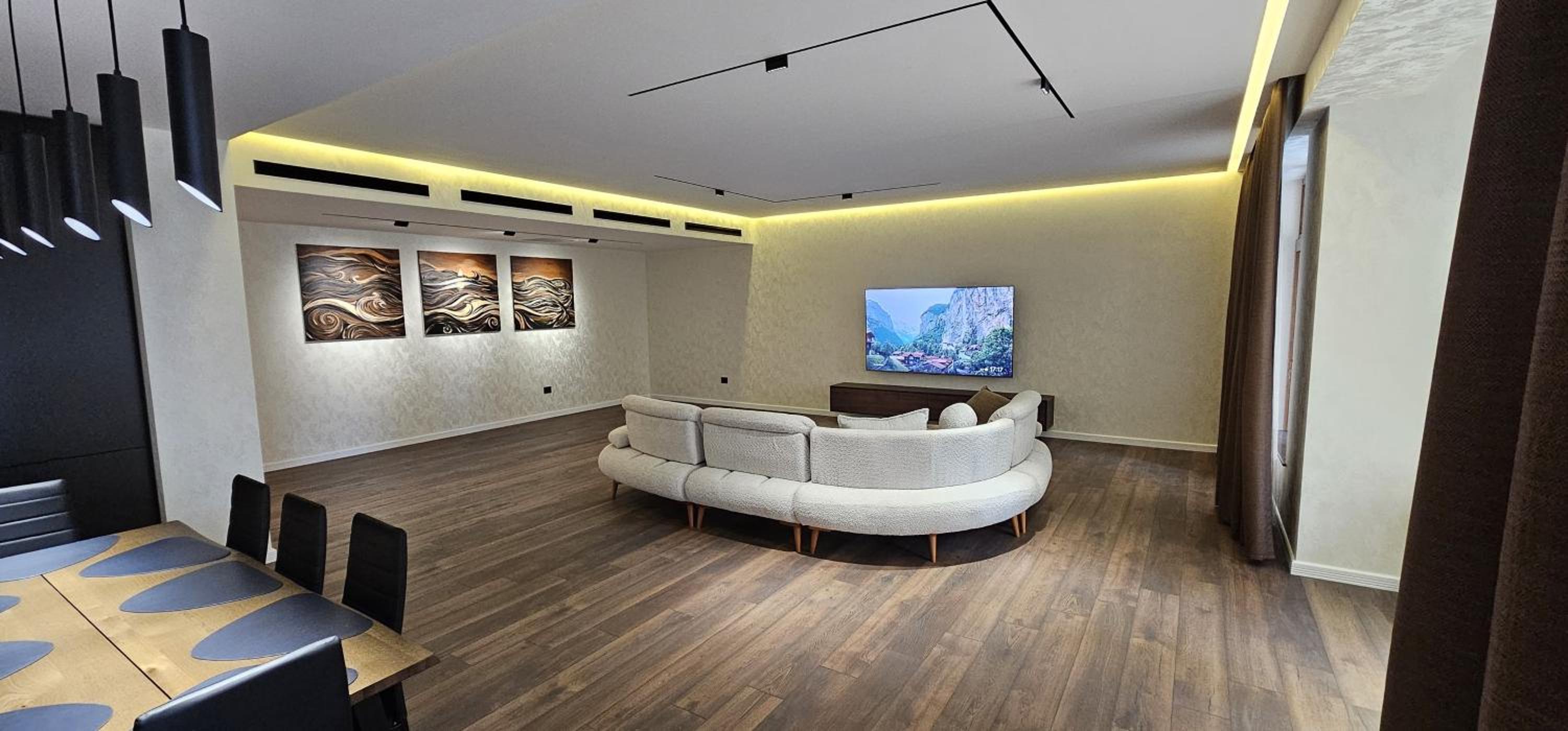 Elite VIP Suite Downtown