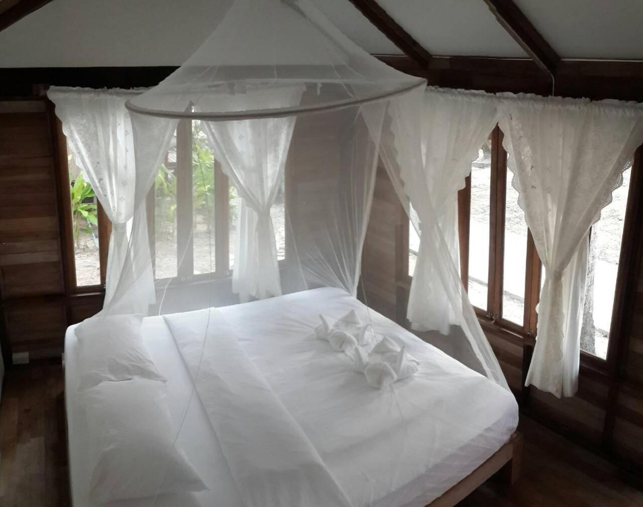 Jungle Koh Kood Resort