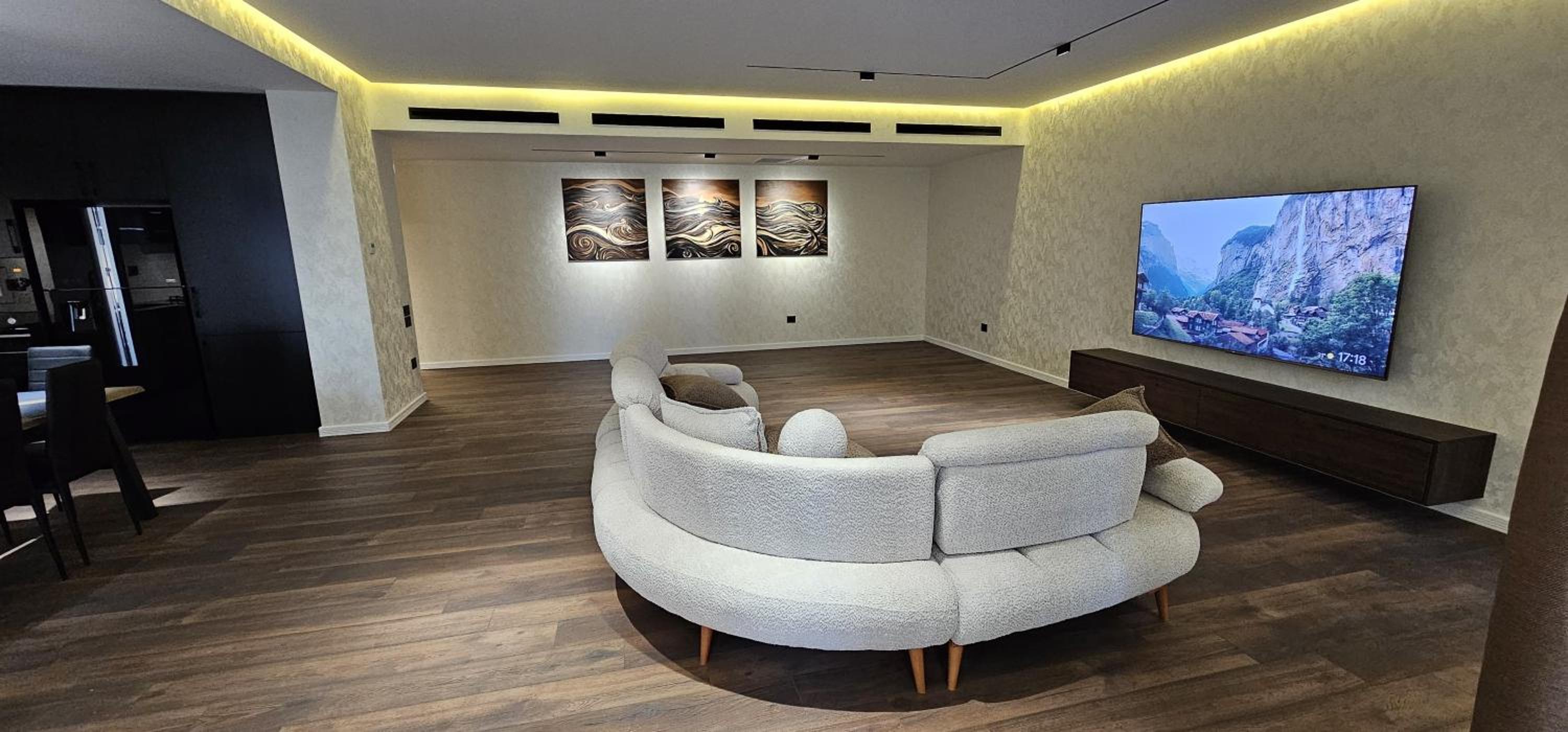 Elite VIP Suite Downtown