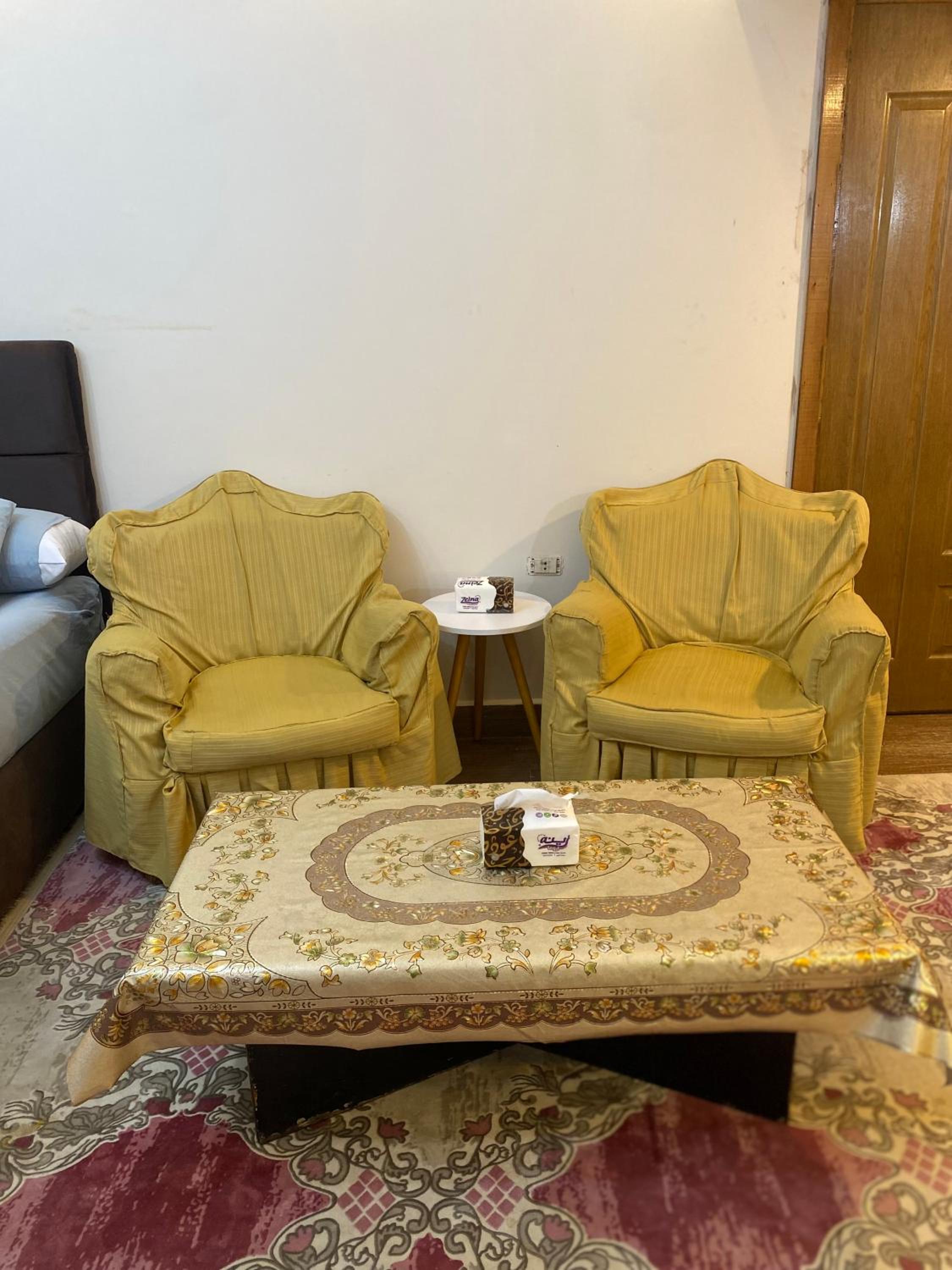 Studio near airport