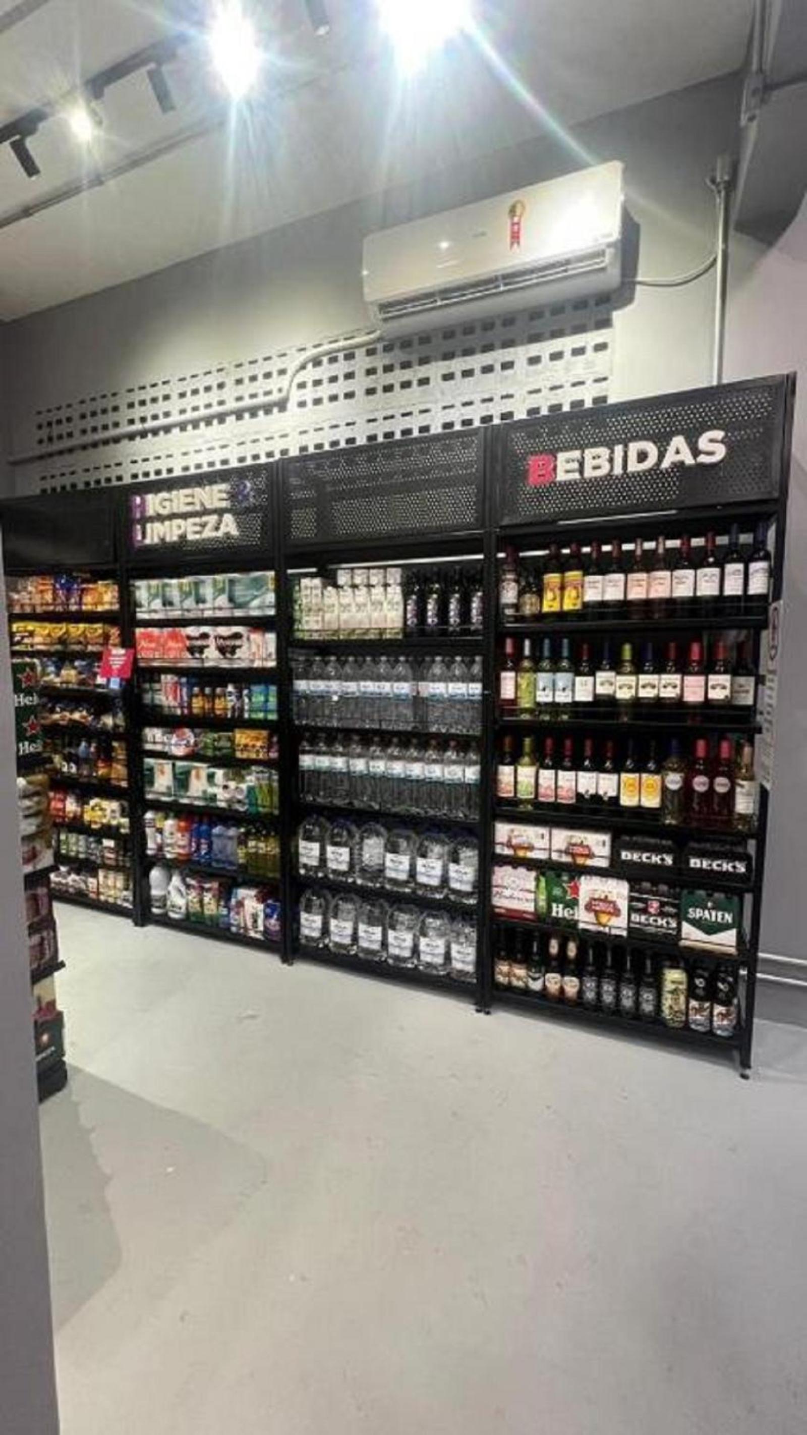Studio Veneza próx Metro Brás, Feirinha Madrugada, 25 março, Templo Salomão