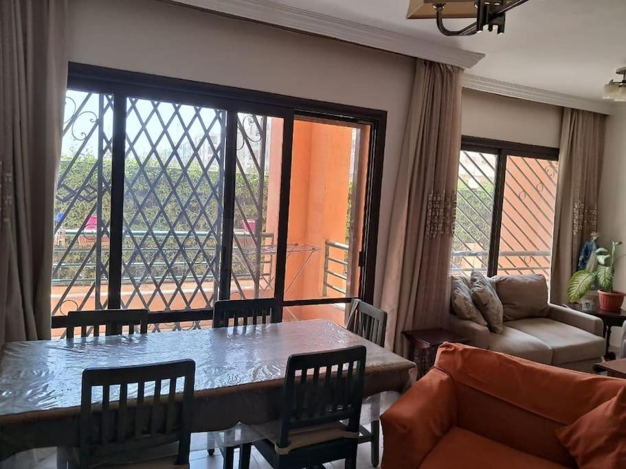 Family Fun -Spacious Apartment