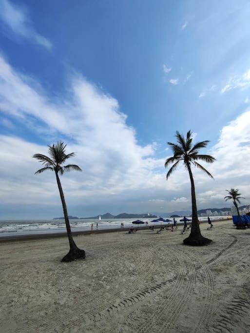 Apartamento em Santos na Beira mar com Vaga privativa e Wifi