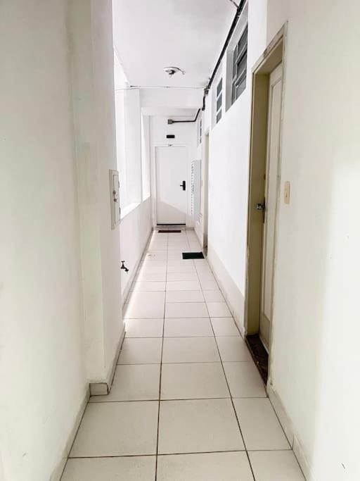 Apartamento em Santos na Beira mar com Vaga privativa e Wifi