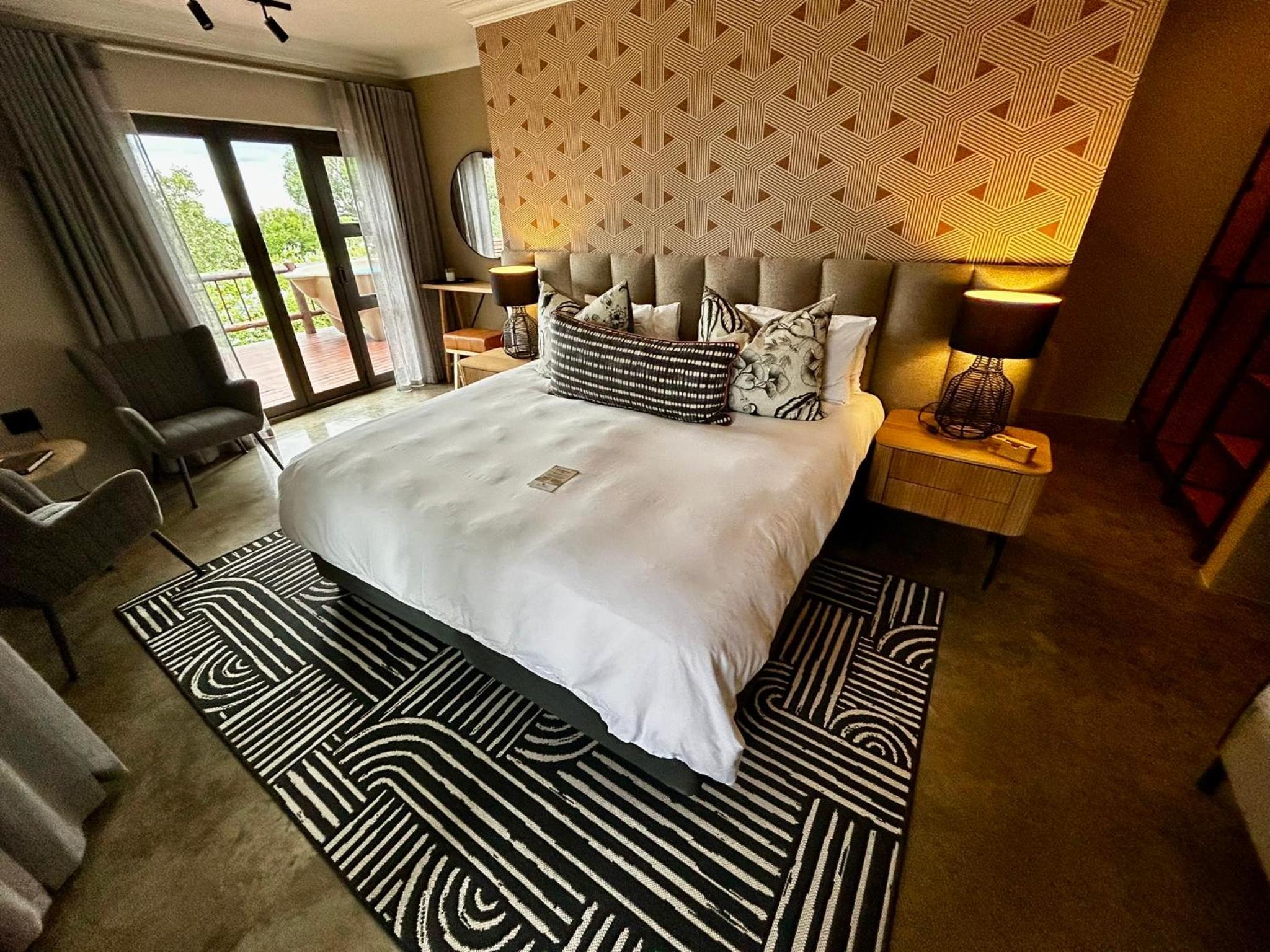 Addo Elephant Safari Lodge - Bellevue Forest Reserve