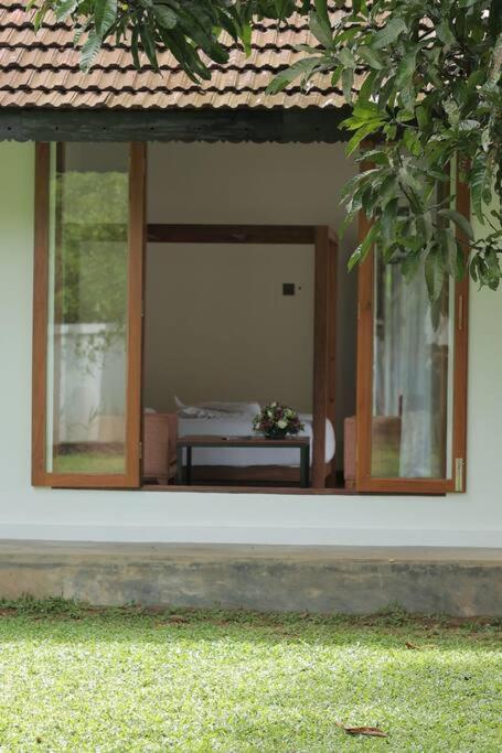 Vazhemadom Homestay